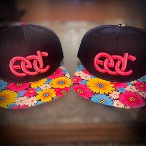 2 EDC Pink Daisy Hats